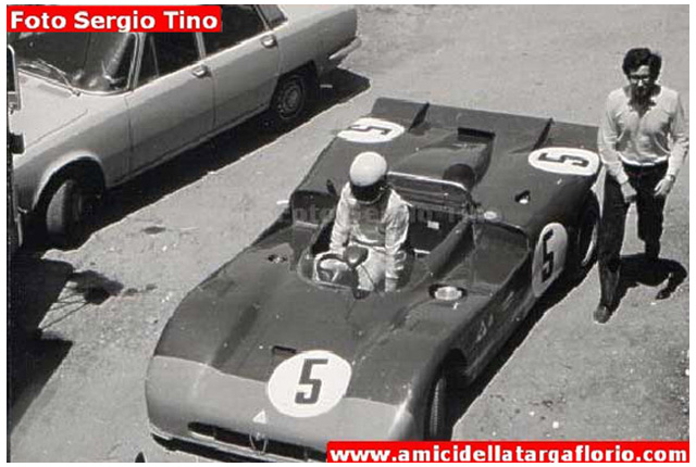 5 Alfa Romeo 33.3 N.Vaccarella - T.Hezemans e - Cerda M.Aurim (2).jpg